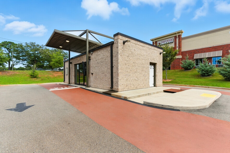 More Photos Of 4240 Hickory Flat Hwy, Canton Storefront For Lease