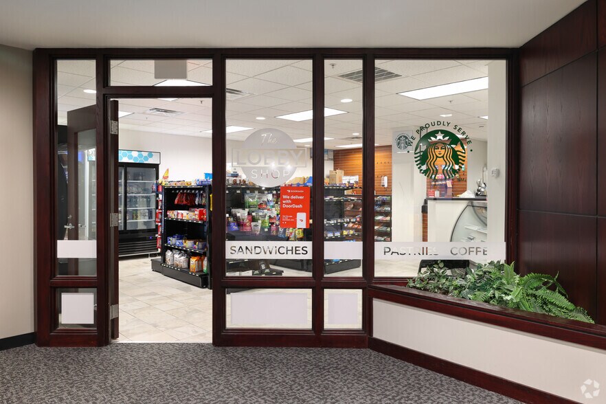 More Photos Of 500 Cummings Ctr, Beverly Office For Lease