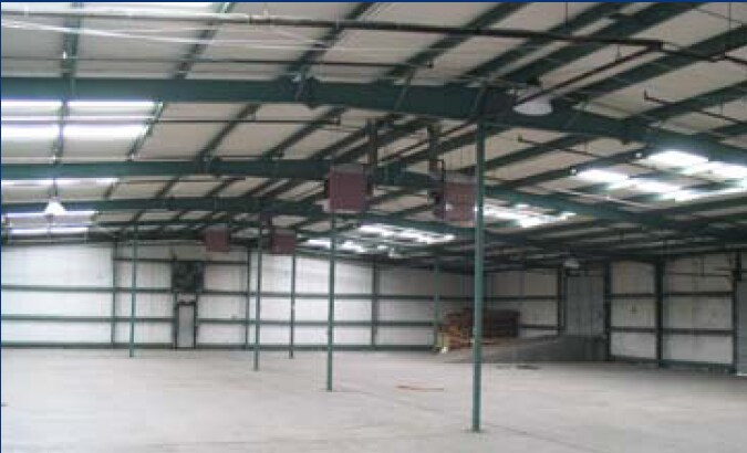 More Photos Of 731 E Brooks Rd, Memphis Warehouse For Lease