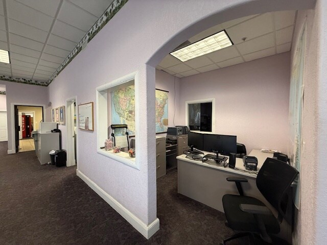 More Photos Of 3890 A Pasco St, Pensacola Unknown For Lease