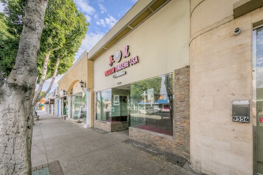 More Photos Of 9560 Las Tunas Dr, Temple City General Retail For Lease