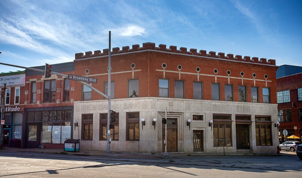 Primary Photo Of 2045 Broadway Blvd, Kansas City Storefront Retail Office For Sale