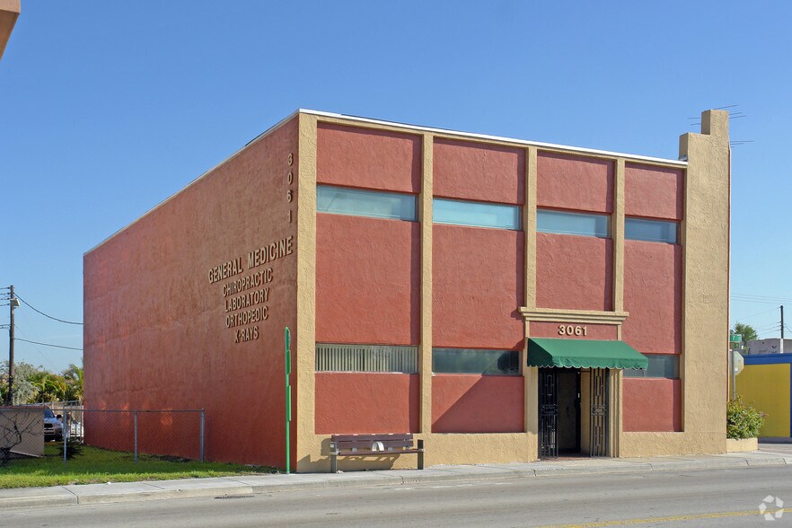 More Photos Of 3061 NW 7th St, Miami Medical For Lease