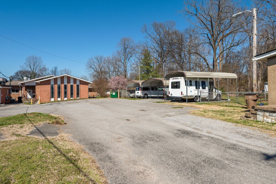 More Photos Of 4109 Gallatin Pike, Nashville Assisted Living For Sale