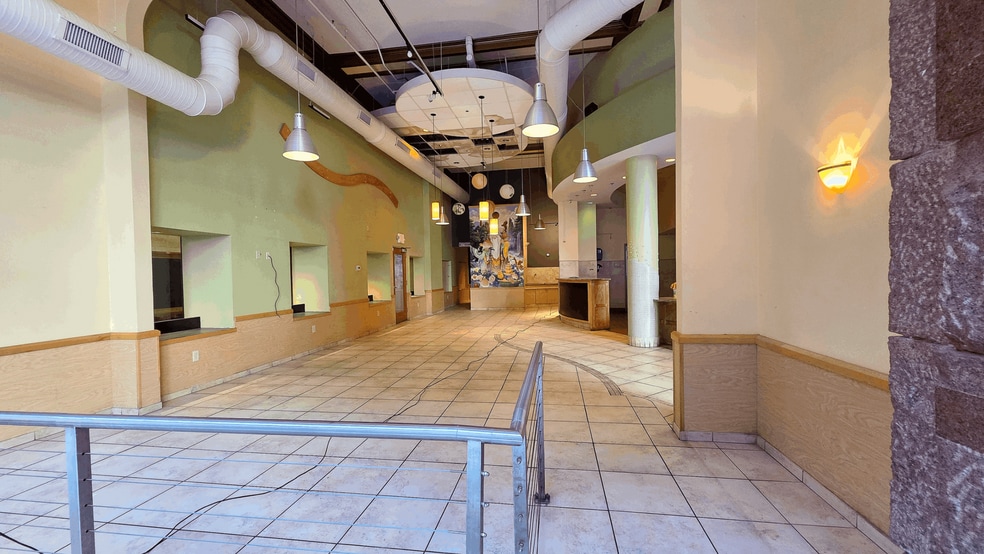 More Photos Of 820 Olive St, Saint Louis Restaurant For Lease