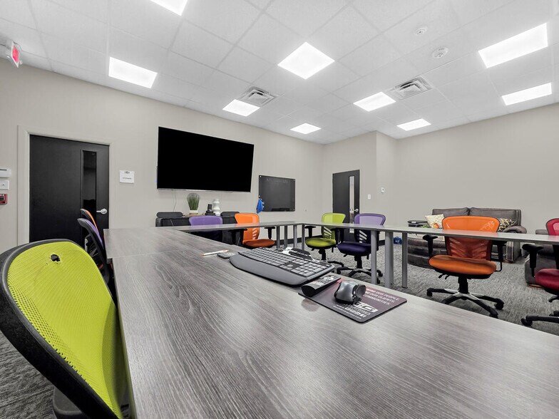 More Photos Of 3410 I-10 W, Orange Office For Sale