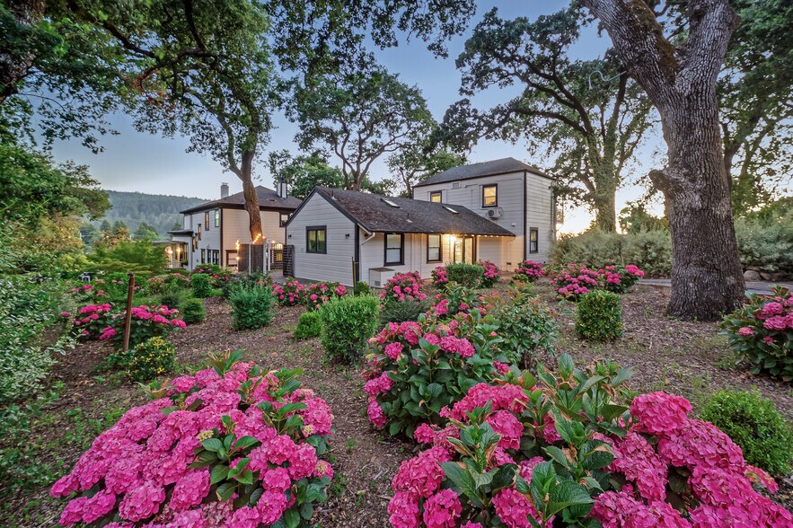 More Photos Of 125 Cristo Ln, Santa Rosa Specialty For Sale