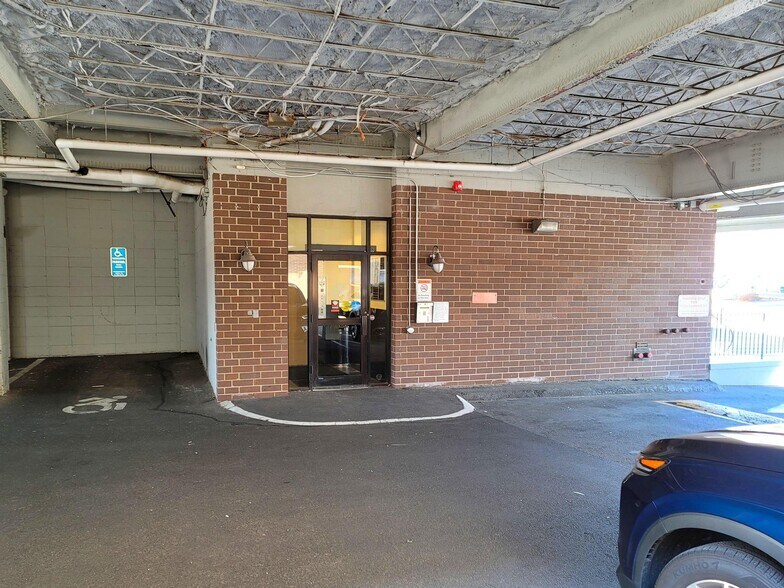 More Photos Of 1234 Summer St, Stamford Office For Sale