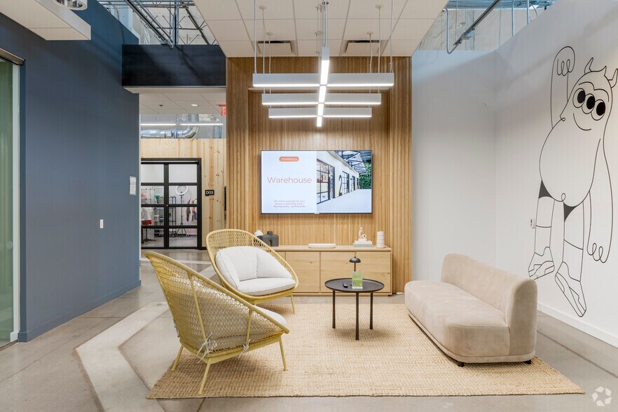 More Photos Of 4750 S 44th Pl, Phoenix Research And Development For Lease