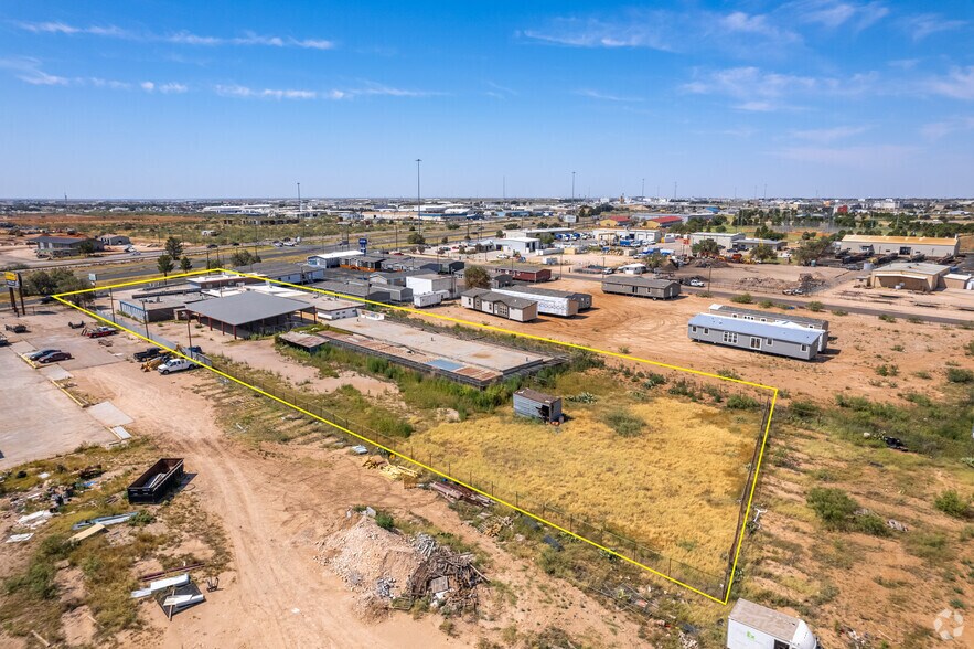 More Photos Of 4606 W Wall St, Midland Flex For Sale