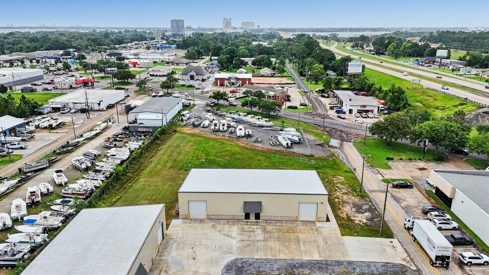 More Photos Of 3291 Warrior Dr, D'Iberville Light Distribution For Lease
