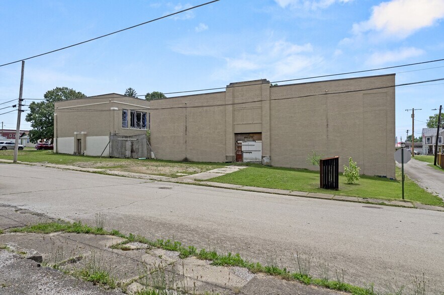 More Photos Of 200 S Green St, Georgetown Loft Creative Space For Sale