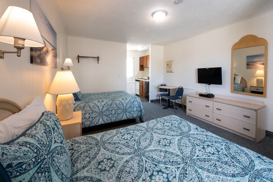 More Photos Of 1020 Boulevard, Seaside Heights Hotel For Sale