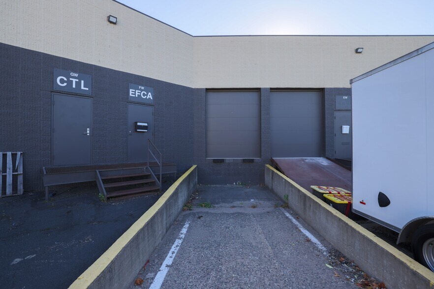 More Photos Of 10740 Lyndale Ave S, Bloomington Light Manufacturing For Lease