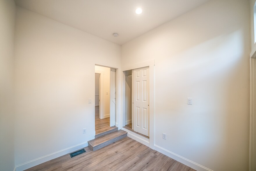 More Photos Of 1416-1418 Bath St, Santa Barbara Apartments For Sale