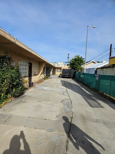 More Photos Of 3247 Fletcher Dr, Los Angeles Apartments For Sale