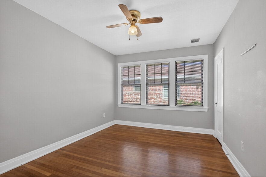 More Photos Of 1710 River Rd, Jacksonville Apartments For Sale