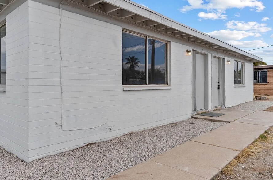 More Photos Of 5757 E 23rd St, Tucson Apartments For Sale