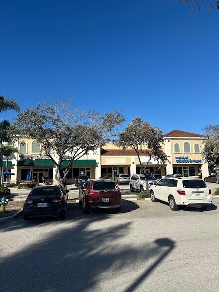 More Photos Of 14451 S Military Trl, Delray Beach Freestanding For Lease