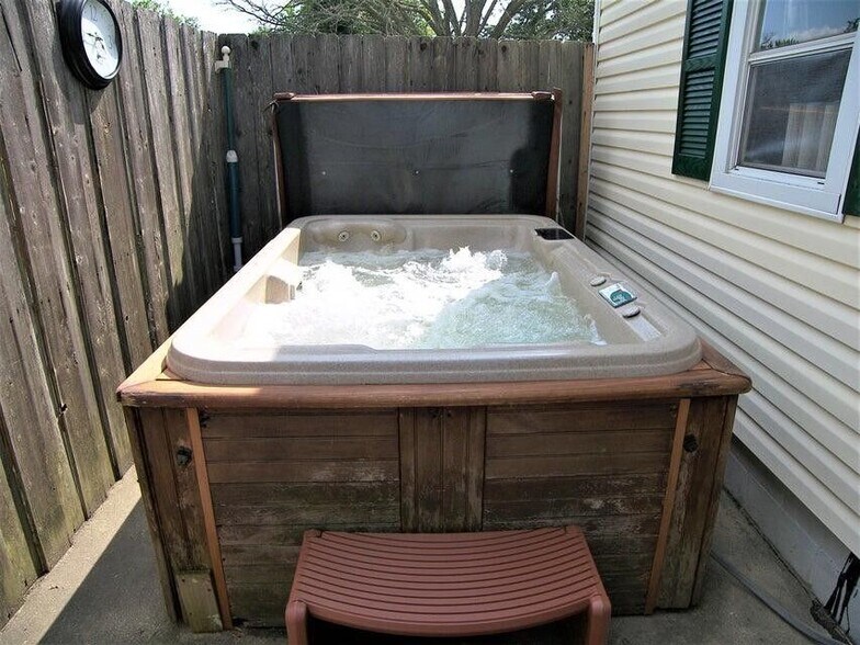 More Photos Of 19449 US Highway 12, New Buffalo Office For Sale