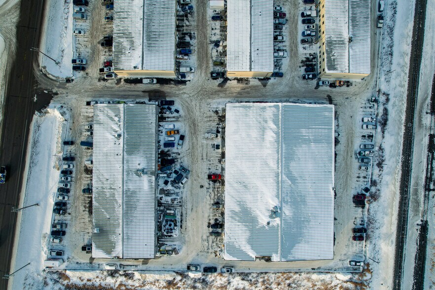 More Photos Of 7609 Sparrow Dr, Leduc Warehouse For Sale