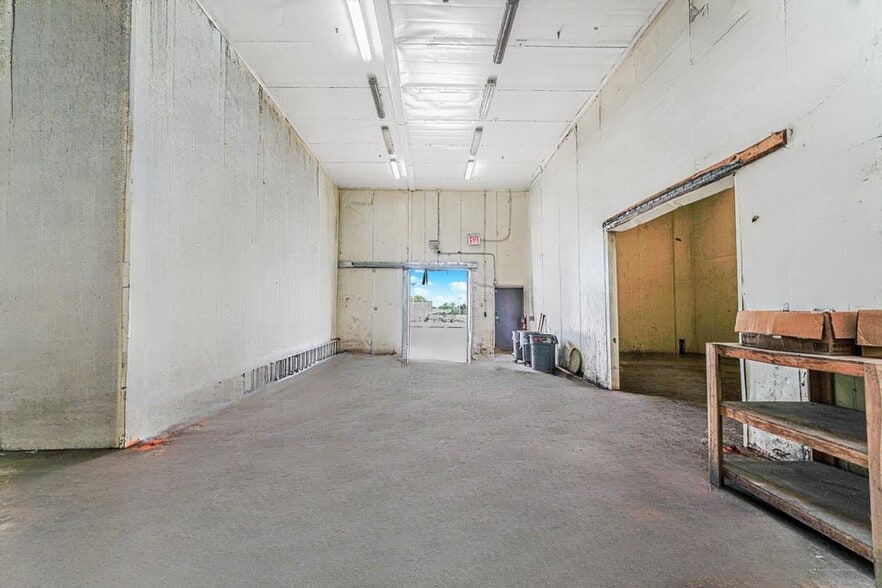 More Photos Of 2200 Arthur Kill Rd, Staten Island Distribution For Lease