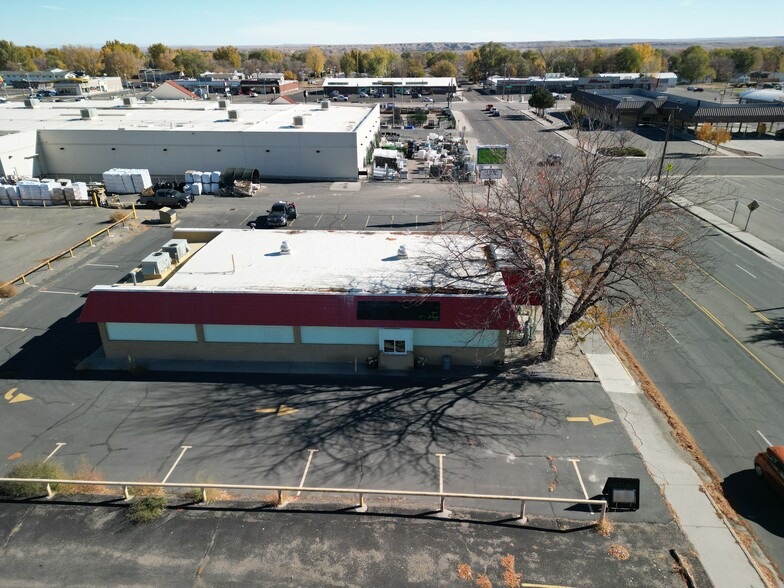 More Photos Of 608 E Pershing Ave, Riverton Storefront For Sale