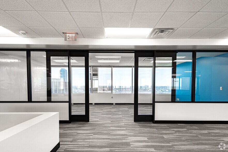 More Photos Of 500 W 7th St, Fort Worth Office For Sale