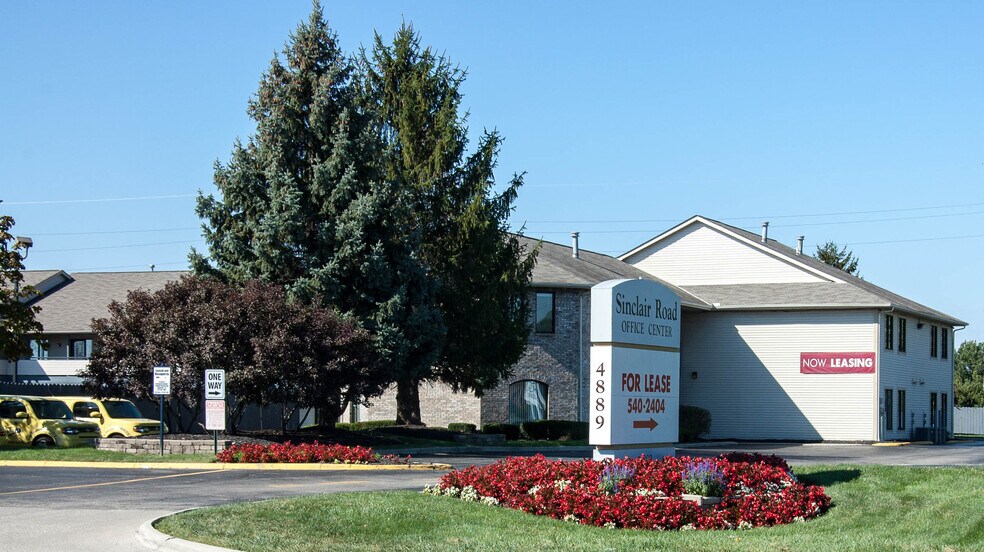 More Photos Of 4889 Sinclair Rd, Columbus Office For Lease