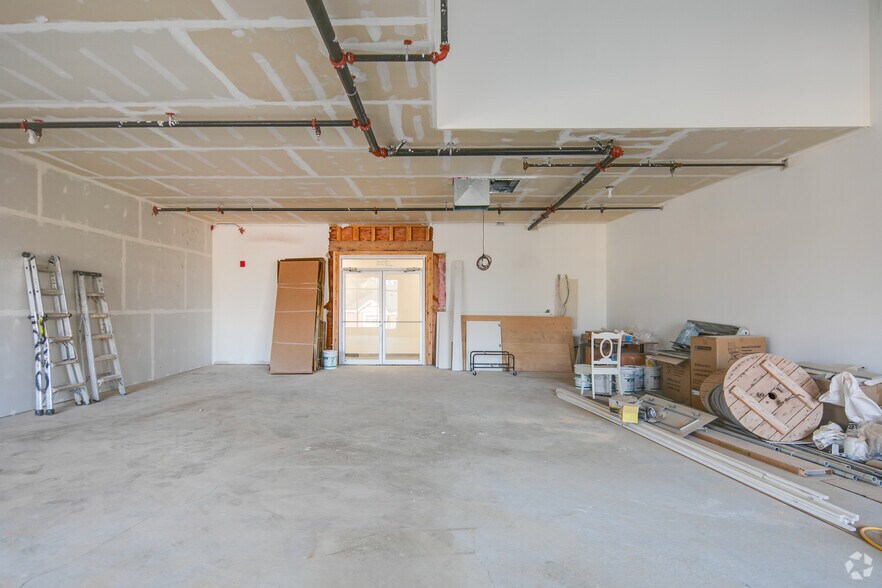 More Photos Of 32156 Hillcrest Av, Abbotsford Medical For Lease