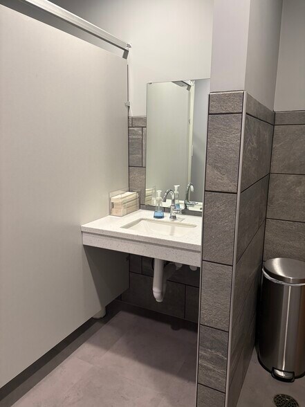 More Photos Of 4705 Clyde Park Ave SW, Grand Rapids Office For Sale