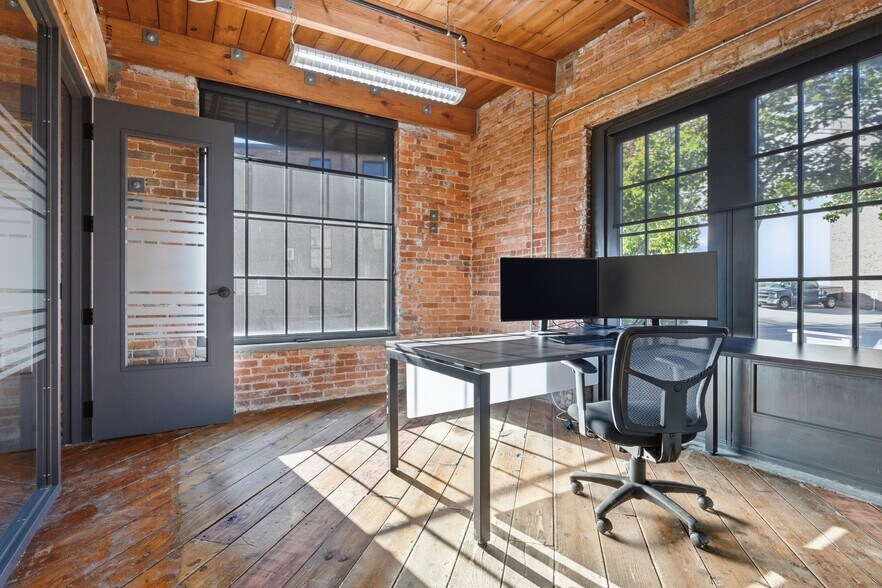 More Photos Of 508 Rhett St, Greenville Office For Lease