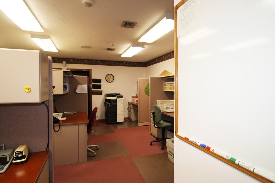 More Photos Of 2527 Cranberry Hwy, Wareham Office For Sale