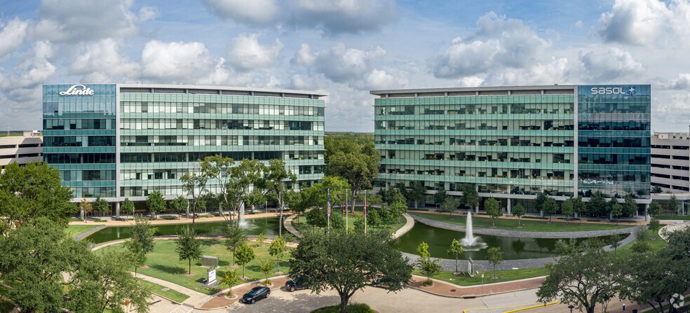 More Photos Of 12140 Wickchester Ln, Houston Office For Lease