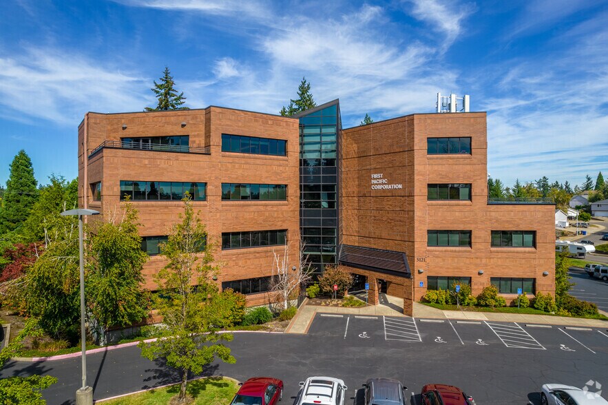 More Photos Of 5121 Skyline Village Loop S, Salem Medical For Sale