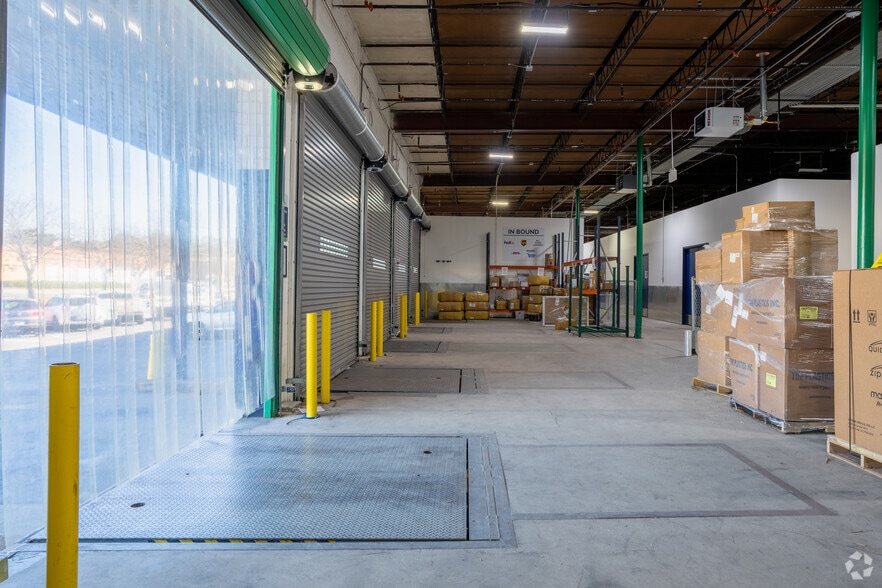 More Photos Of 1650 Marietta Blvd NW, Atlanta Warehouse For Lease