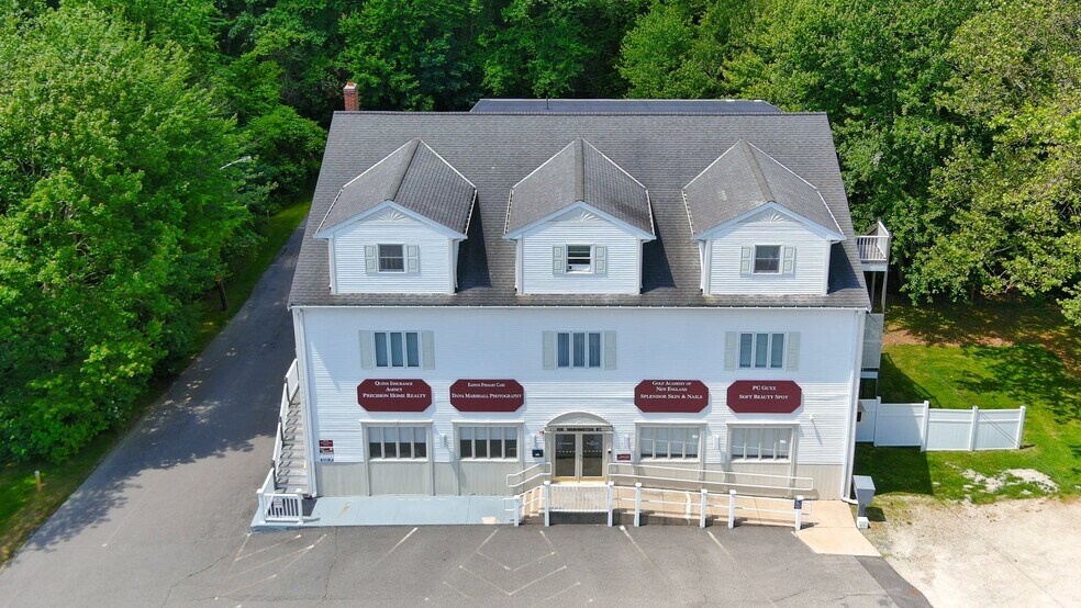 More Photos Of 105 Washington St, North Easton Loft Creative Space For Lease