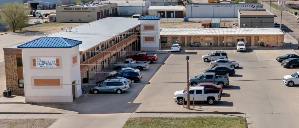 Primary Photo Of 1502 E Fulton St, Garden City Apartments For Sale