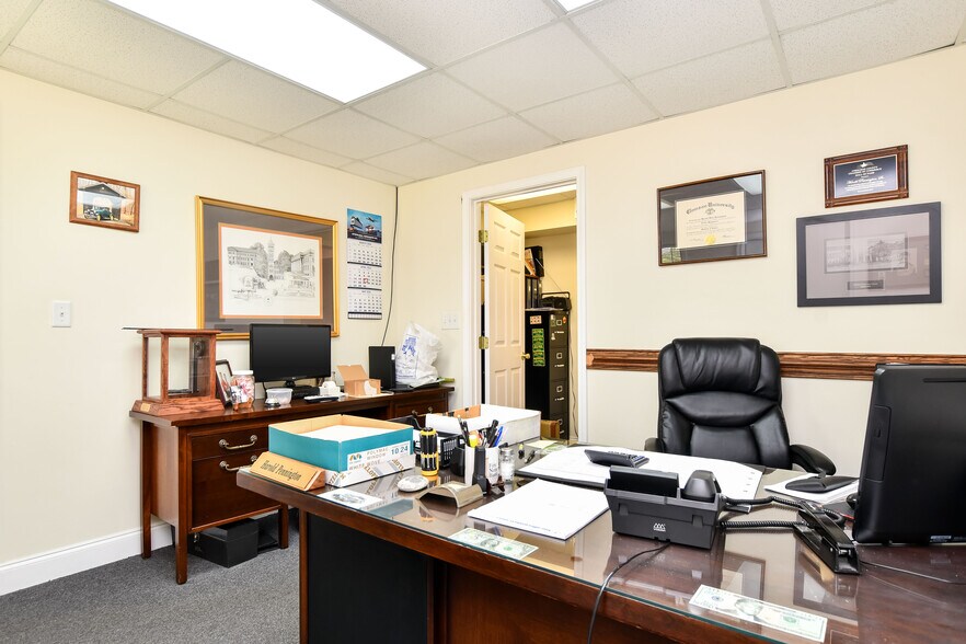 More Photos Of 124 N Charleston St, Blacksburg Warehouse For Lease