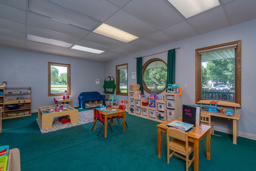 More Photos Of 1500 Edgewood Blvd, North Mankato Schools For Sale