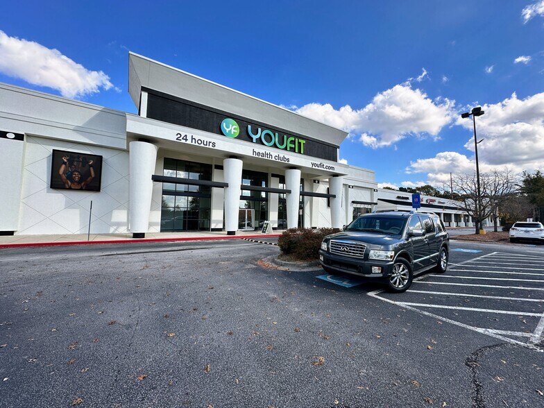 More Photos Of 2480 East-West Connecter, Austell Unknown For Lease