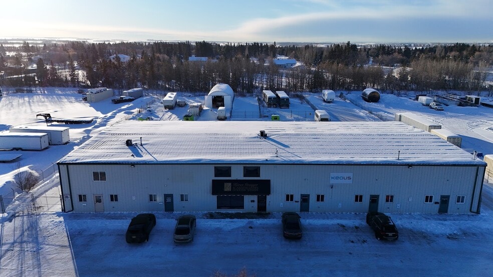 More Photos Of 11113 83 Av, Fort Saskatchewan Warehouse For Sale
