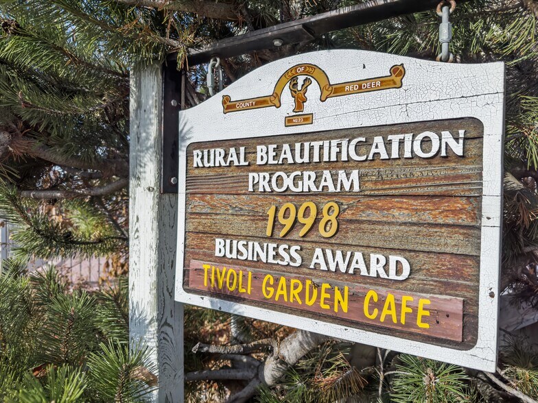 More Photos Of 1916 10th Av, Spruce View Restaurant For Sale