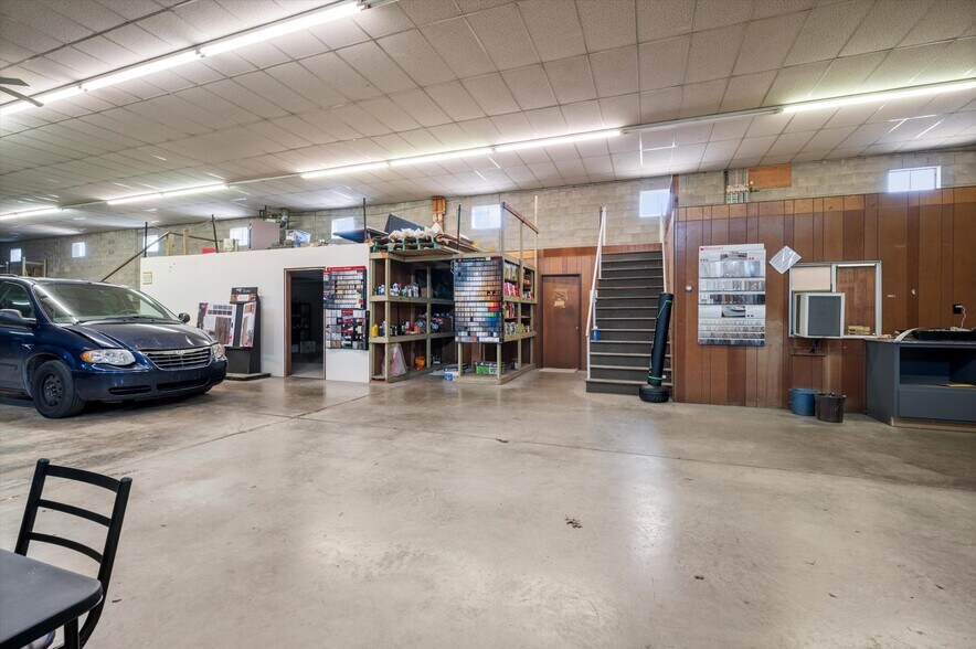More Photos Of 204 Grand Ave, Clarion Warehouse For Sale