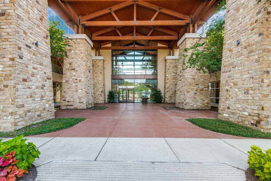 More Photos Of 6850 TPC Dr, McKinney Office For Lease