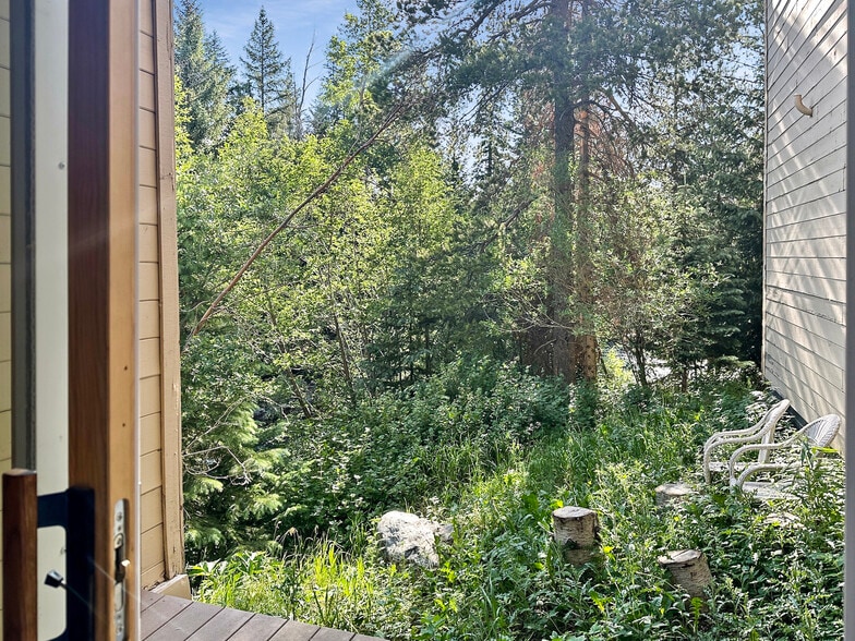 More Photos Of 101 W Main St, Frisco Office For Lease