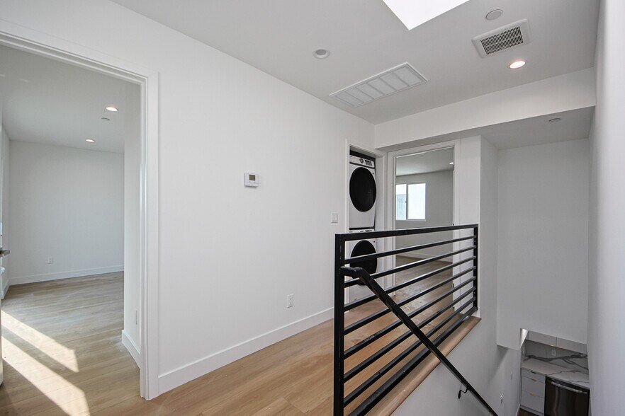 More Photos Of 1636 Longwood Ave, Los Angeles Apartments For Sale
