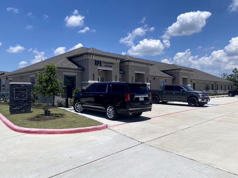 More Photos Of 17820 Mound Rd, Cypress Unknown For Lease