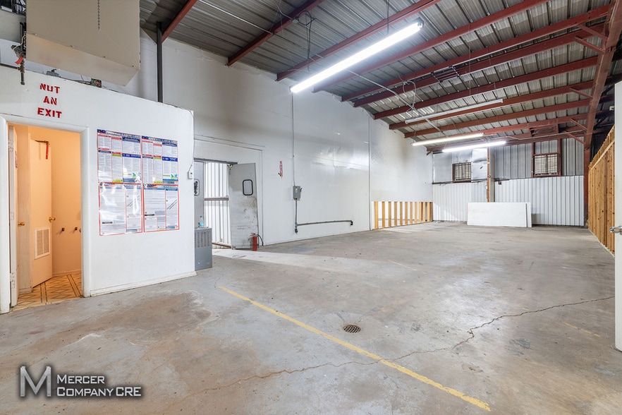 More Photos Of 6415 S I 35 Service Rd, Oklahoma City Warehouse For Lease