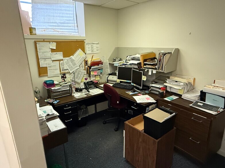 More Photos Of 250 Patchogue Yaphank Rd, East Patchogue Medical For Sale